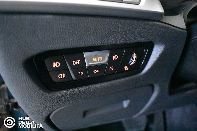 BMW 320d 48V xDrive Touring Business Advantage